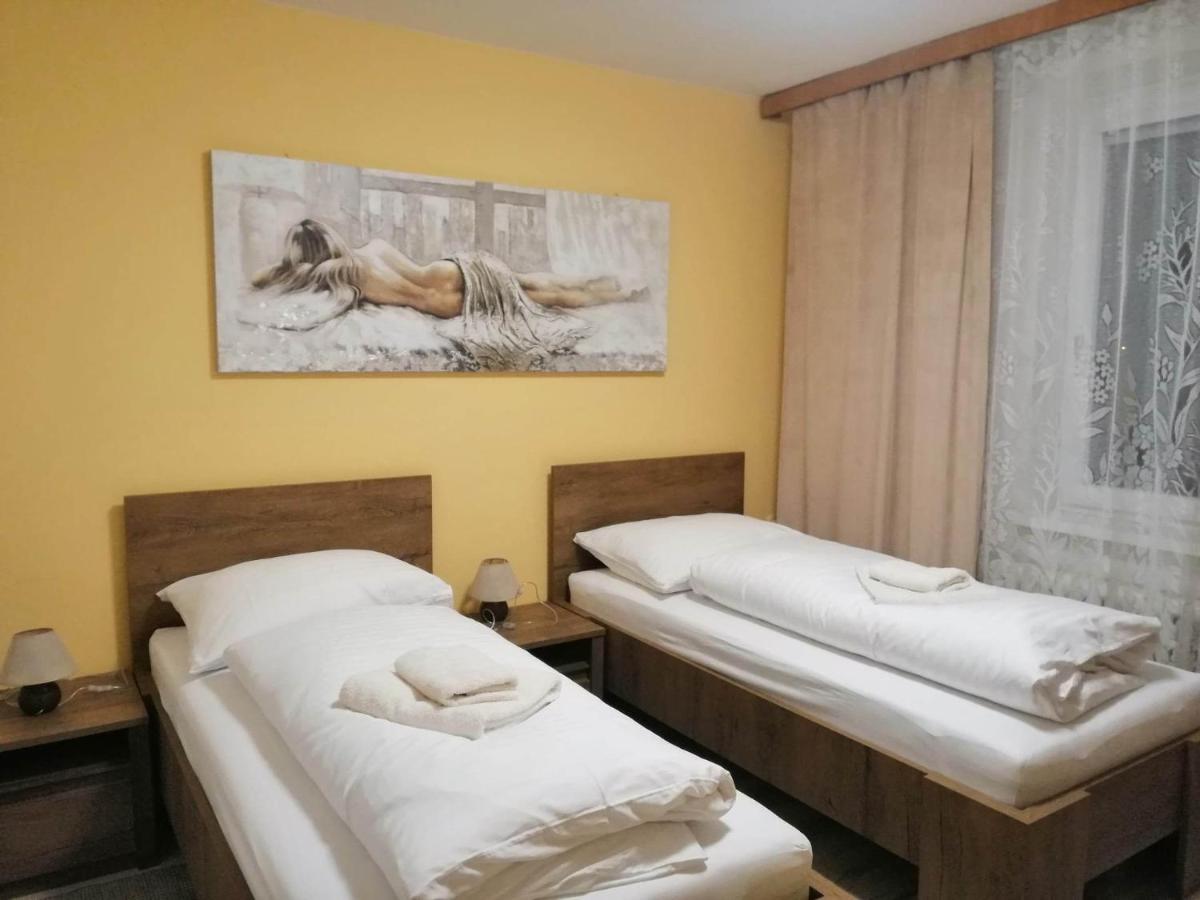 Apartman West Poprád Kültér fotó